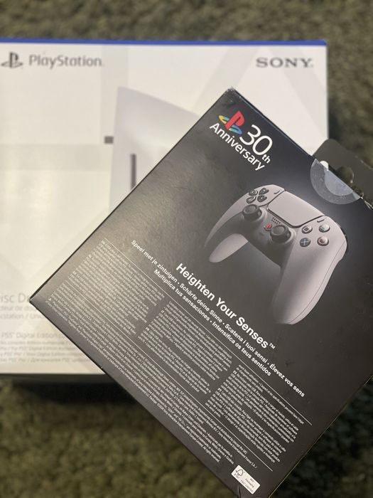 Sony PS 5 anniversary 30th геймпад