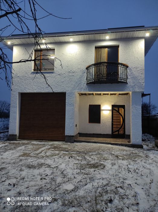 Продам гарний будинок