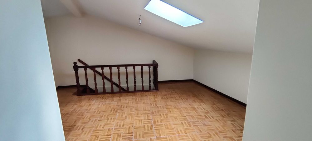 Casa T3+1 para alugar