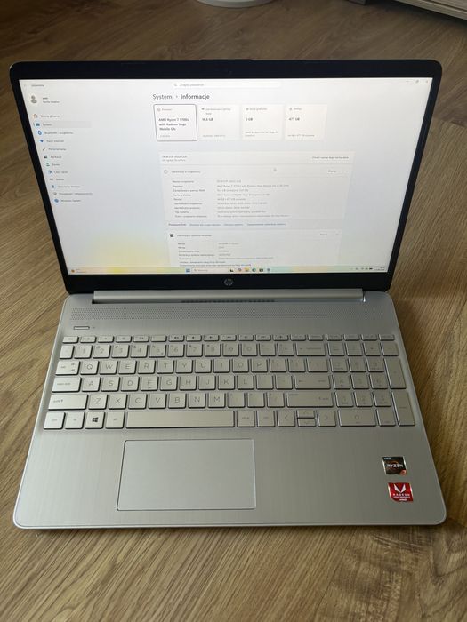 Laptop HP 15s Ryzen 7/16GB/512SSD