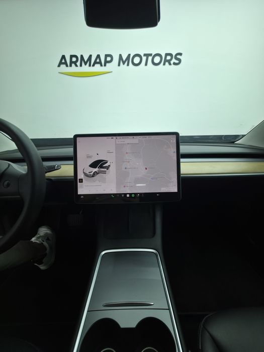 Tesla Model 3 ST. Plus RWD