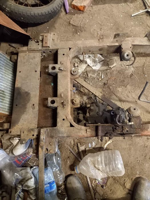 Продам раму на УАЗ