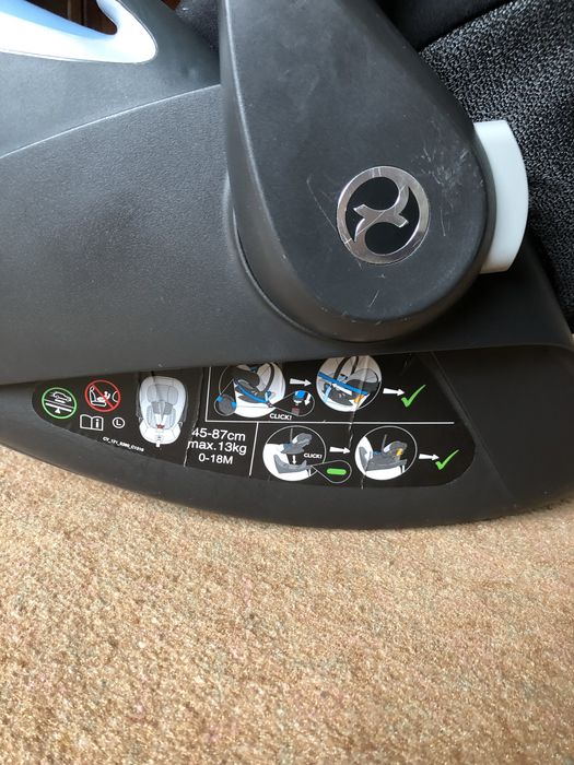 Продам Cybex Cloud Z i-Size Plus Deep Black