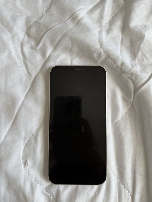 iPhone 12 muito bom estado