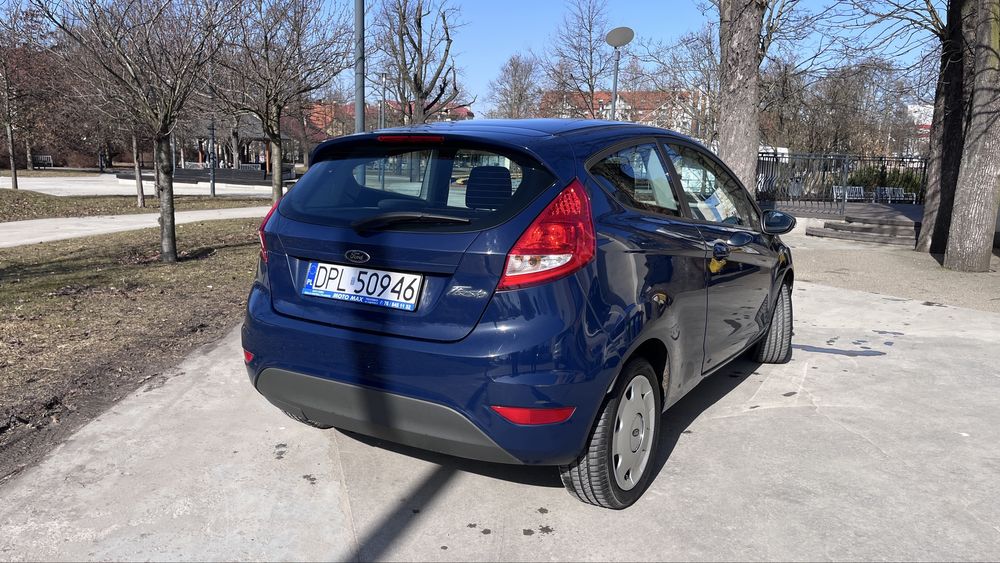 Ford Fiesta 2009   1,2 benzyna