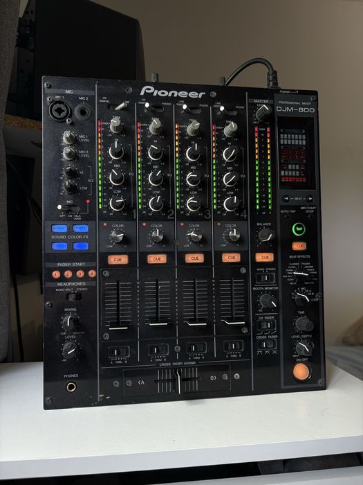 Mesa Mistura Pioneer DJM 800