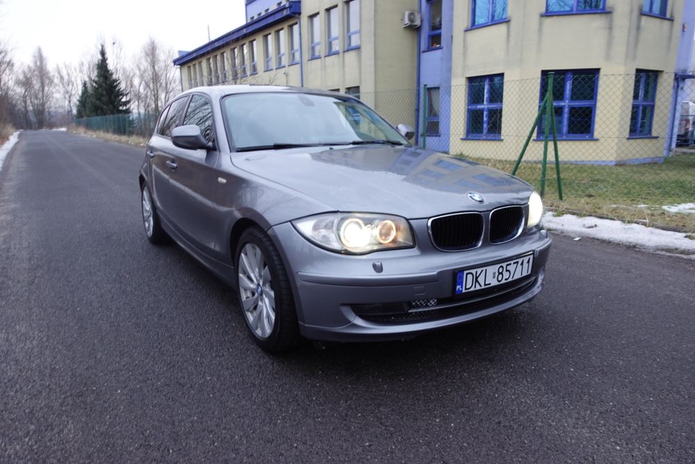 BMW 123d Automat zadbana iDrive bixenon skóra