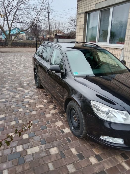 Skoda Octavia 2010 VIN TMBHJ61Z2B2035551 фото оголошення 2 з 15