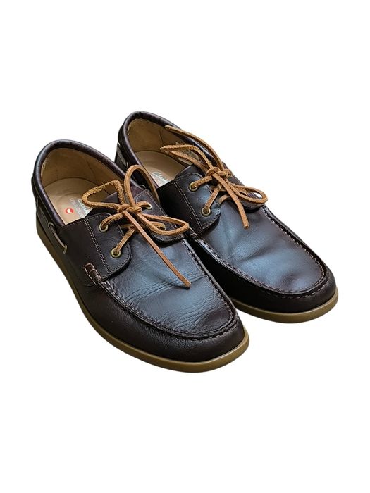 Топсайдери, лофери, туфлі Clarks (Birkenstock, Dr. Martens)