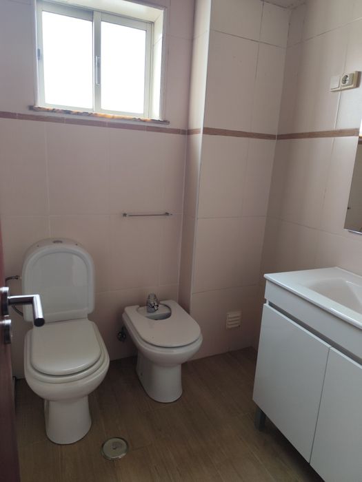 (Reservado)-Apartamento T2- no centro da Marinha Grande