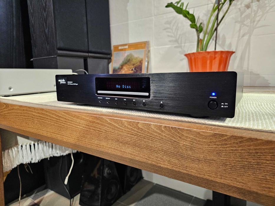 Програвач дисків Sansui CDD 201V Michell Johnson