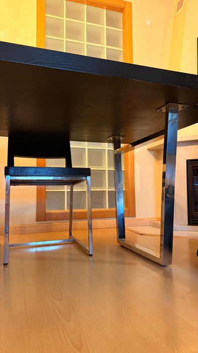 Mesa de jantar com 6 cadeiras