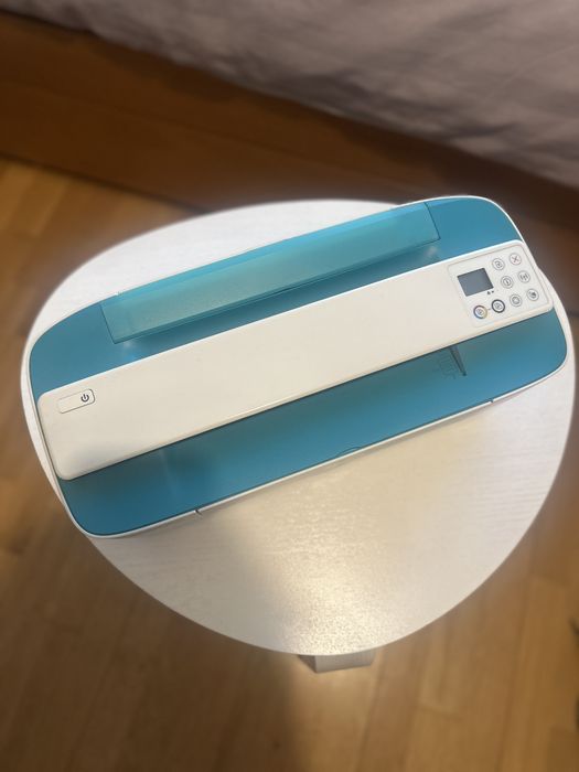 Impressora HP DeskJet 3762 - branca e azul