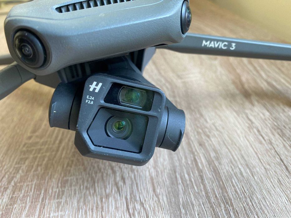 DJI Mavic 3 Б/У | Без акаунта | Прив'язаний до пульта | Обмеження для польотів зняті