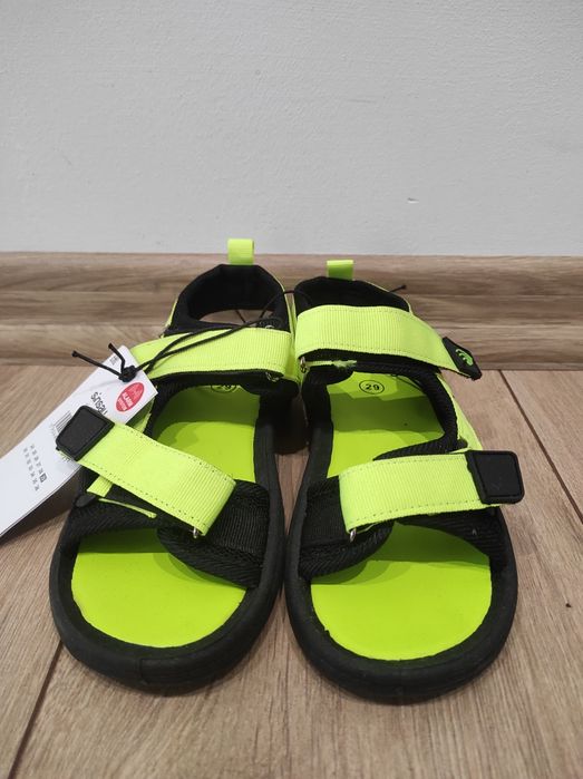 Sandały chłopięce Sinsay nowe z metką r.29