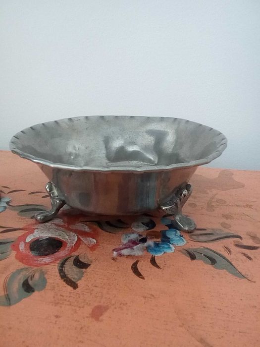 Conjunto Jarra e taça de metal