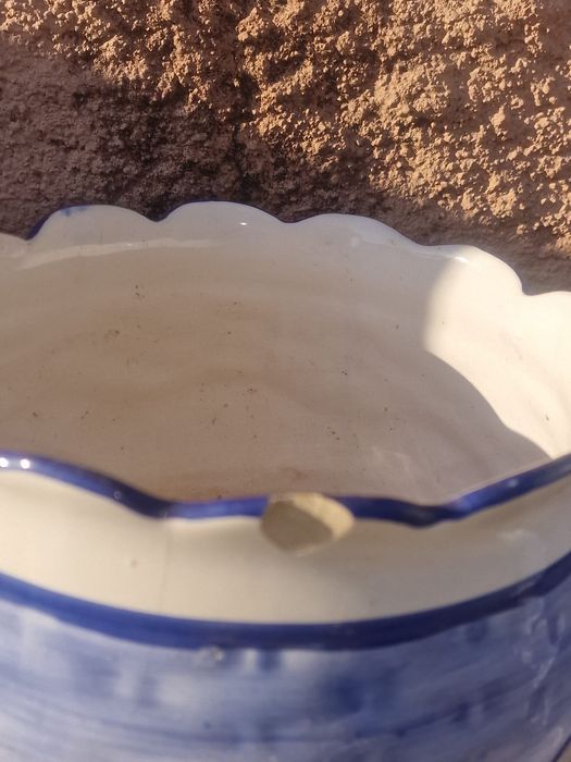 Conjunto de 4 vasos em cerâmica azul e branca