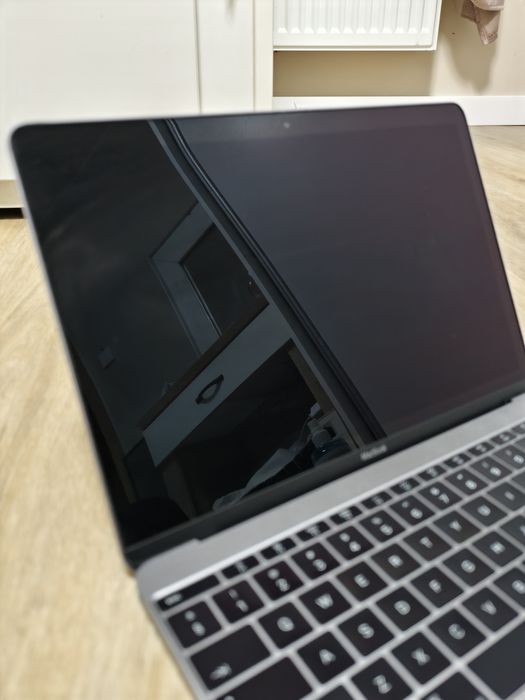 MacBook 12" Retina Early 2016 | Core m7 | 8 GB RAM | nowa bateria