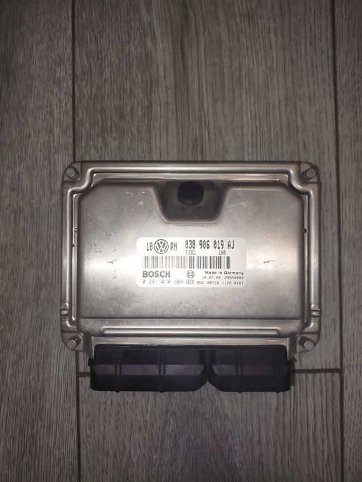 Блок управління двигуном Volkswagen Passat B5 1.9tdi 038 906 019 AJ