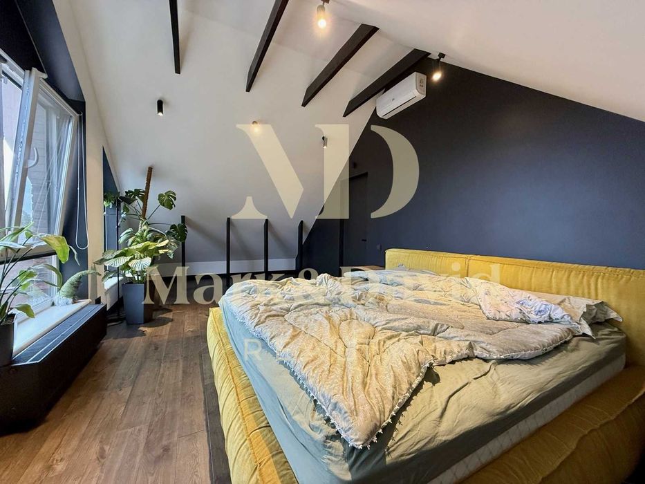 Унікальний будинок з бункером у Віта-Поштова