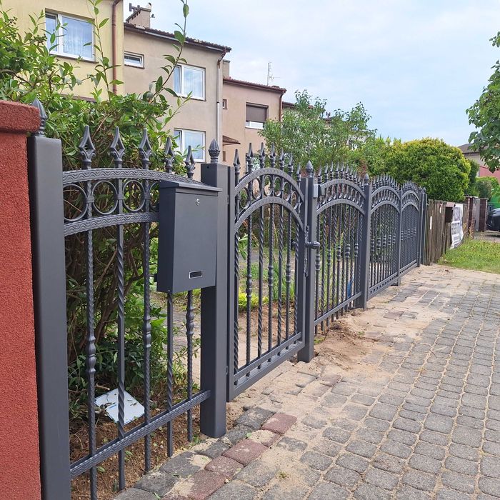 brama pełna aluminiowa lekka, trwała, estetyczna