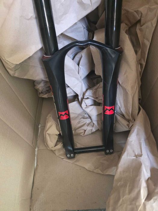 Топова Вилка Marzocchi Bomber 888 RC 2 X 26-27.5