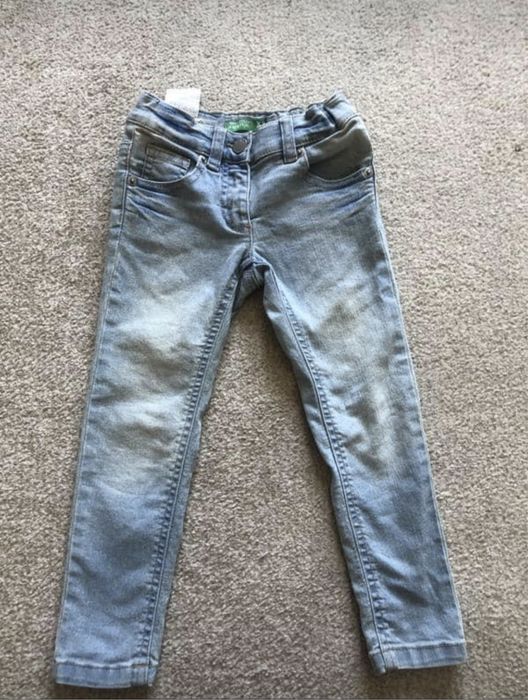 Голубые джинсы benetton 3-4 года