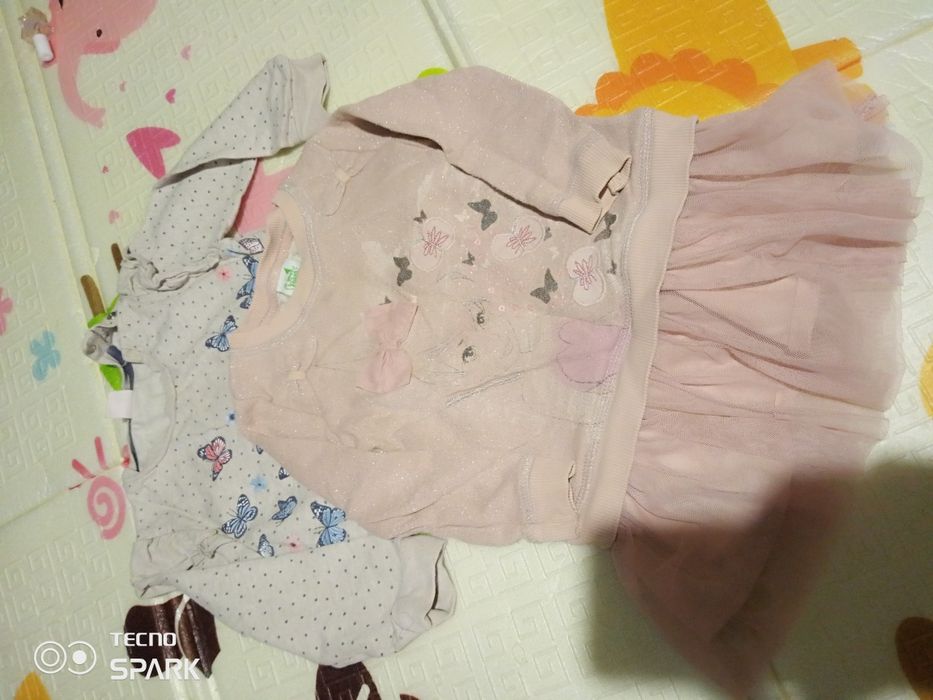 Продам лотом ,фірмові речі Disney, H&M на дівчинку 86см