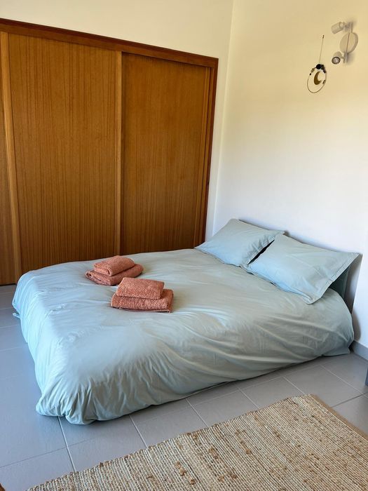 Sofá-cama / Banco clic-clac com sobrecolchão