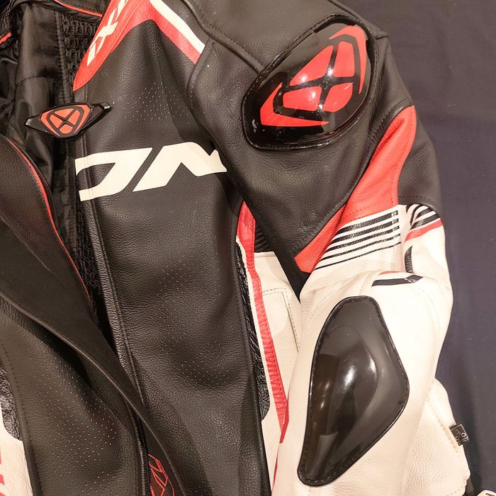 Casaco Moto Pele Ixon Vortex