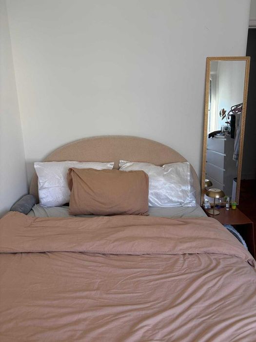 Cama com arrumação + Colchão Novilla Hybrid — Conjunto 140x200