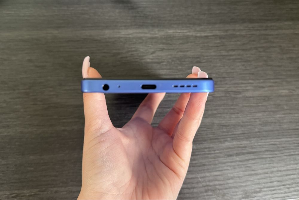 Телефон Infinix в ідеальному стані