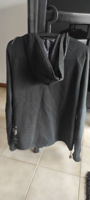 Casacos usados desportivos