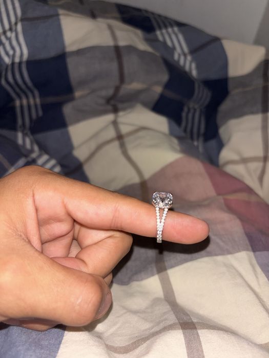 Anel swarovski novo