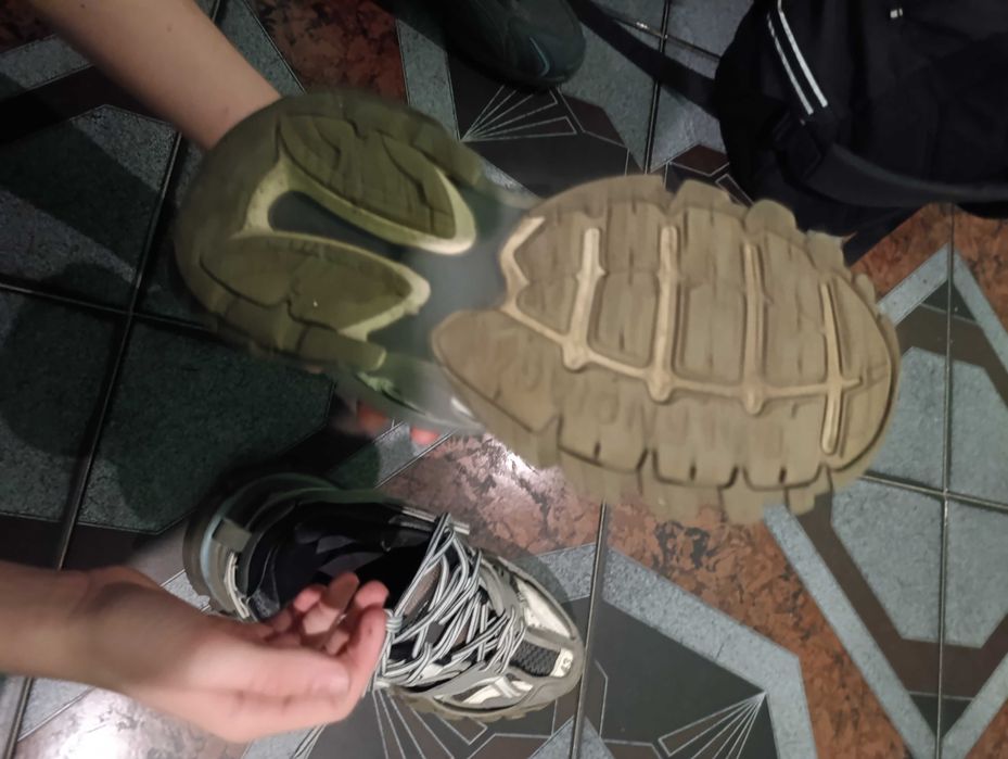 баленсиага траки пальоные