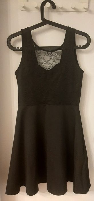Czarna sukienka z koronką H&M Divided r. 40