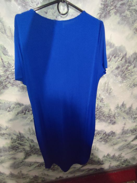 Нова, яскрава сукня!