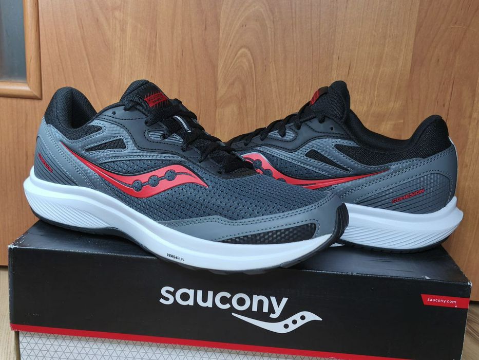 Оригінал. Нові кросівки Cohesion 16