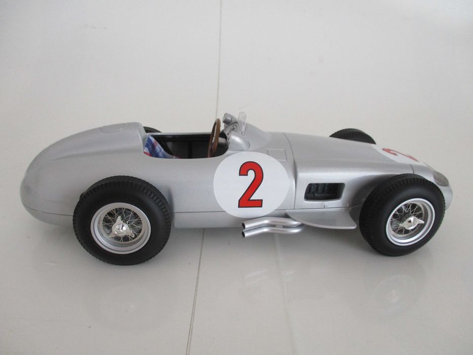 Miniatura MERCEDES-BENZ W196 
Formula  1