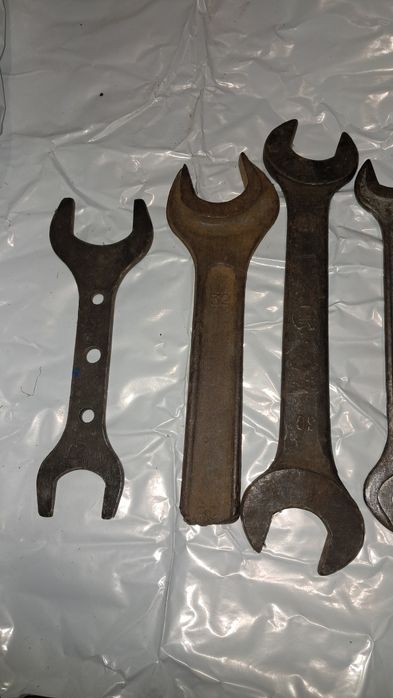 Продам рожковые ключи