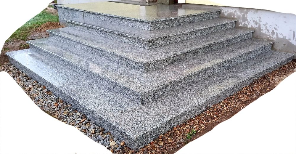 Montaż:Taras,schody, parapet: granit: