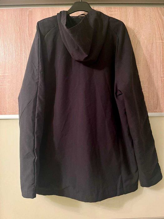 Куртка New Balance L