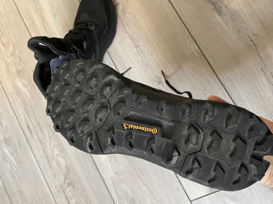 Adidas terrex AX4 Mid Gore tex. Зимові кросівки.