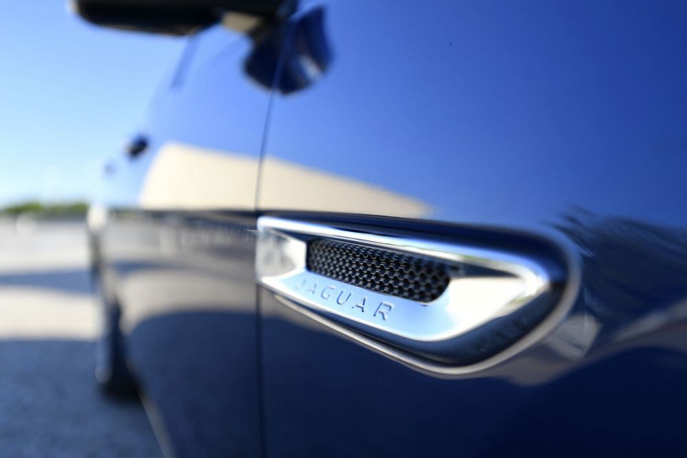 Jaguar XE 20d Aut. Portfolio527126861700157445
