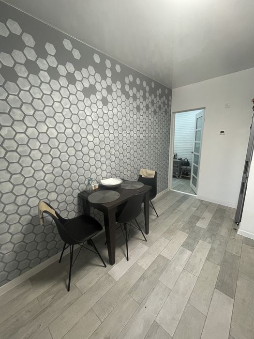 Квартира  3 кімнатна Херсон