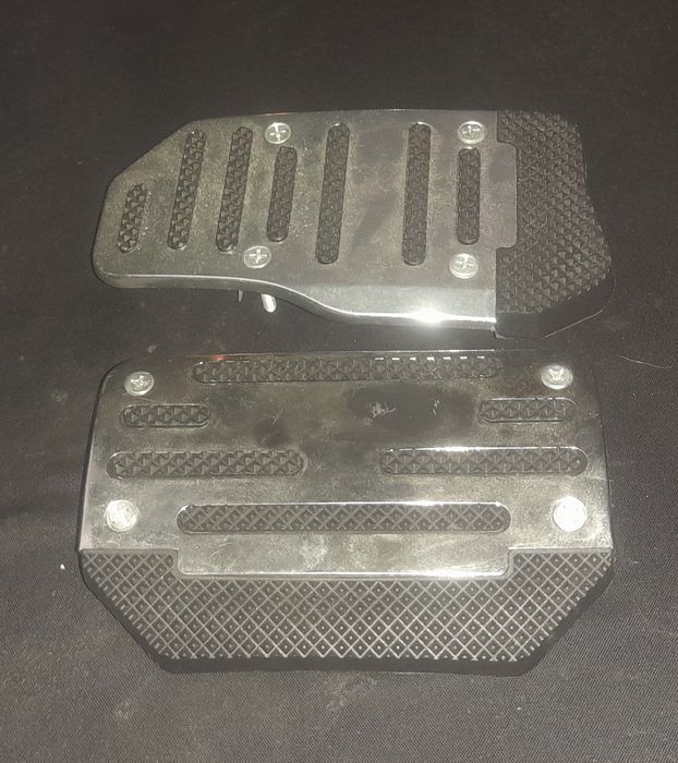 Накладки на педали