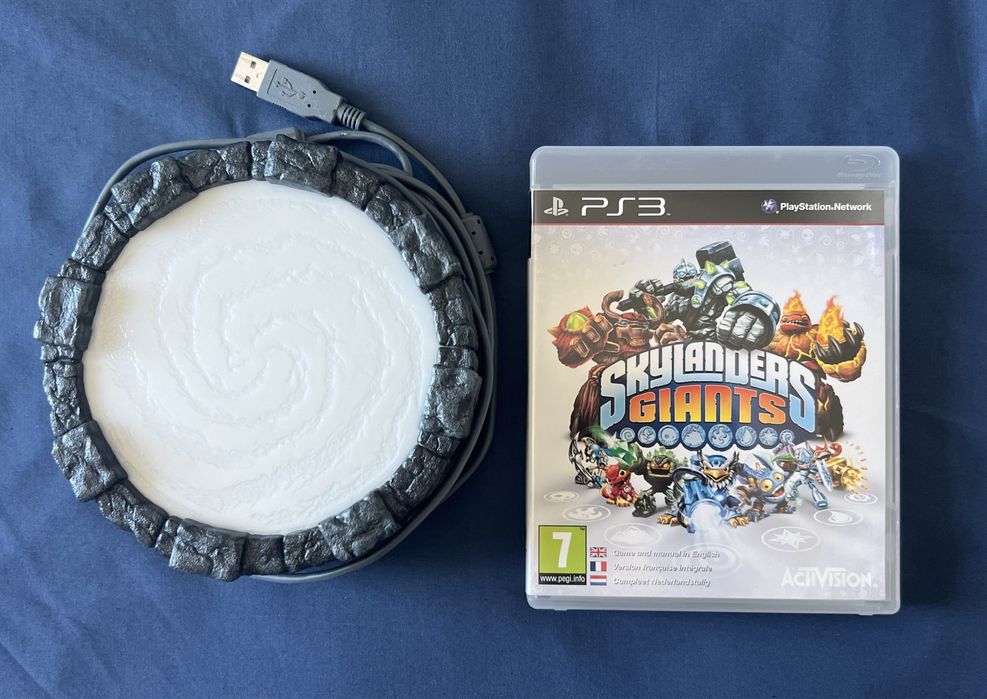Skylanders - Jogo + Base