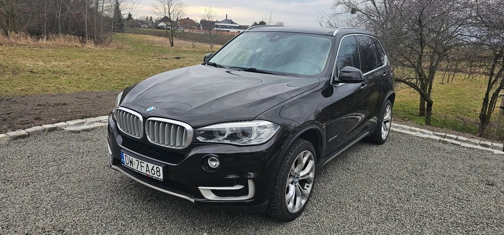 BMW X5 Nowe opony, akumulator,olej w ASO Sikora