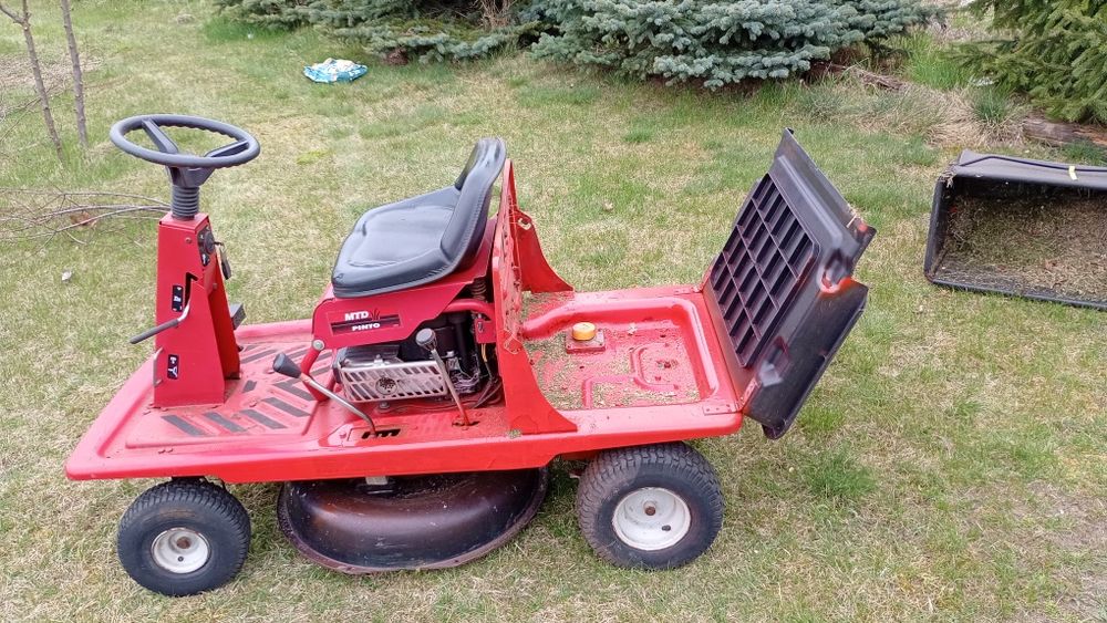 Kosiarka do trawy traktorek z koszem MTD Pinto. Briggs stratton.Nie Stihl Husqvarna.