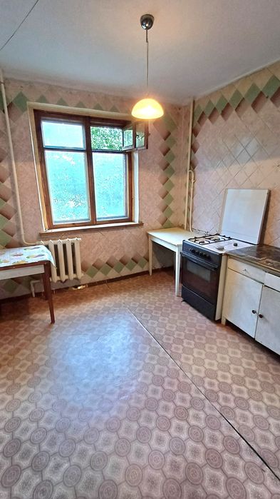 Продам 2-х комнатную "Чешку" 53 м2 на 3/10 в Центре